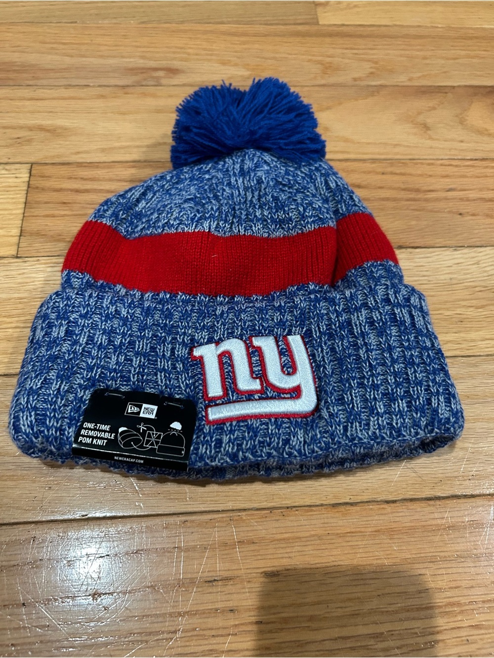 New Era Blue & Red NY Giants Pom Cuffed Beanie